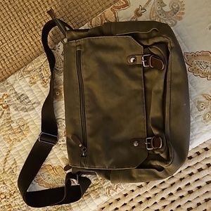 Messenger bag-waxed canvas w/laptop pocket and plenty of storage